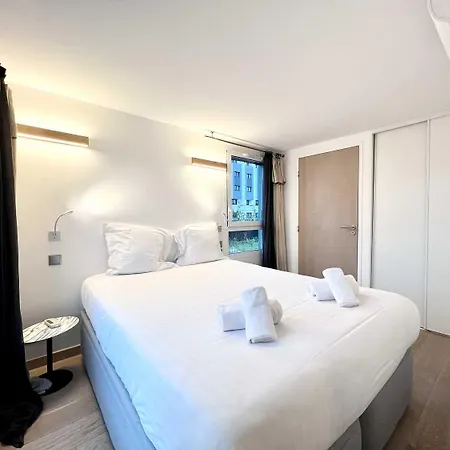 Apartment Parisian L Montmartre *