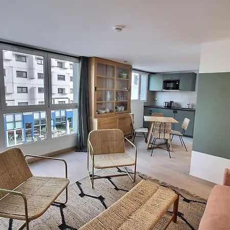 Apartment Parisian L Montmartre