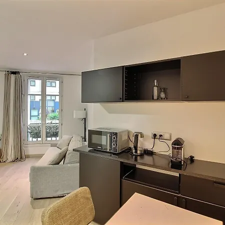 Apartment Parisian L Montmartre *