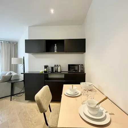 Apartament Parisian L Montmartre *