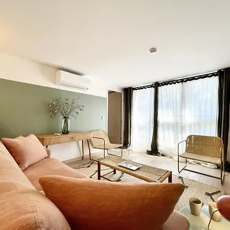 Parisian L Montmartre Apartament