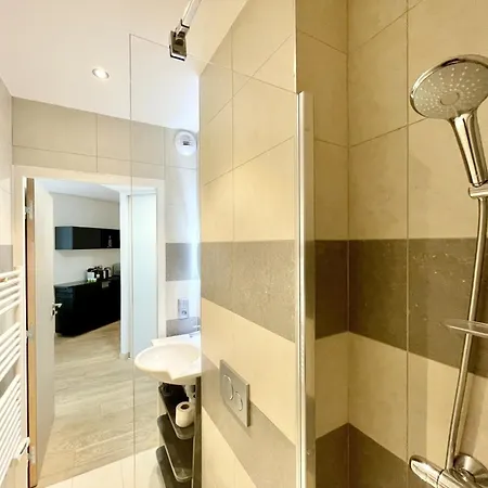 Apartament Parisian L Montmartre *
