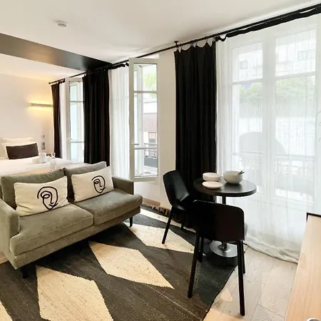 Parisian L Montmartre Apartament