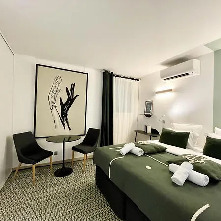 Apartament Parisian L Montmartre
