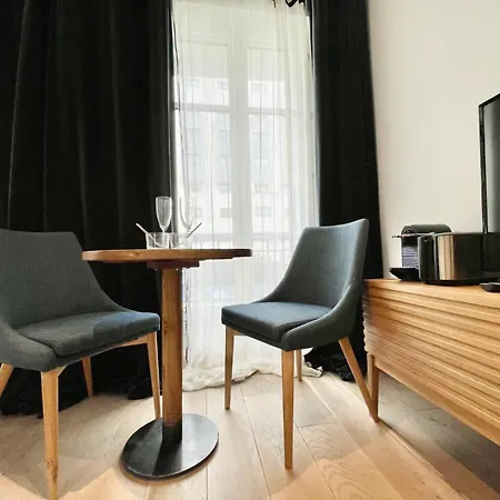 Apartament Parisian L Montmartre