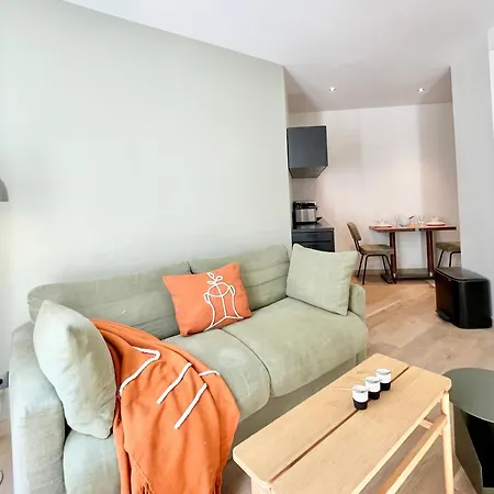 Parisian L Montmartre شقة باريس