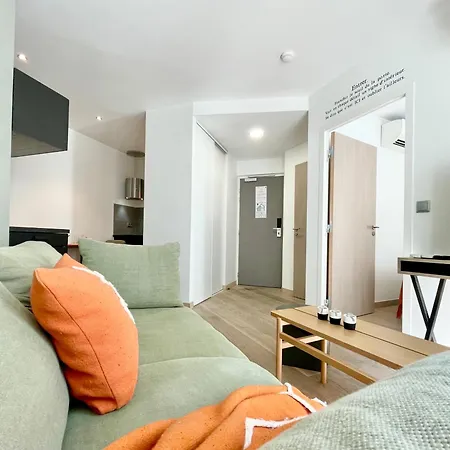 Parisian L Montmartre شقة *