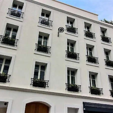 Parisian L Montmartre פריז